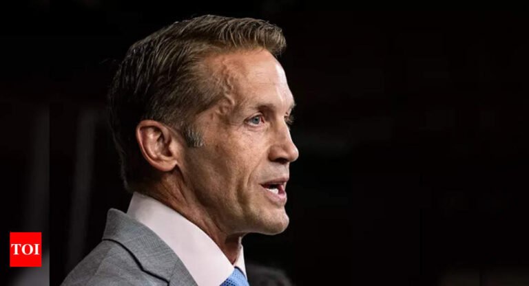 GOP lawmaker suggests high school students should work for lunch instead of relying on government aid, stirring controversy