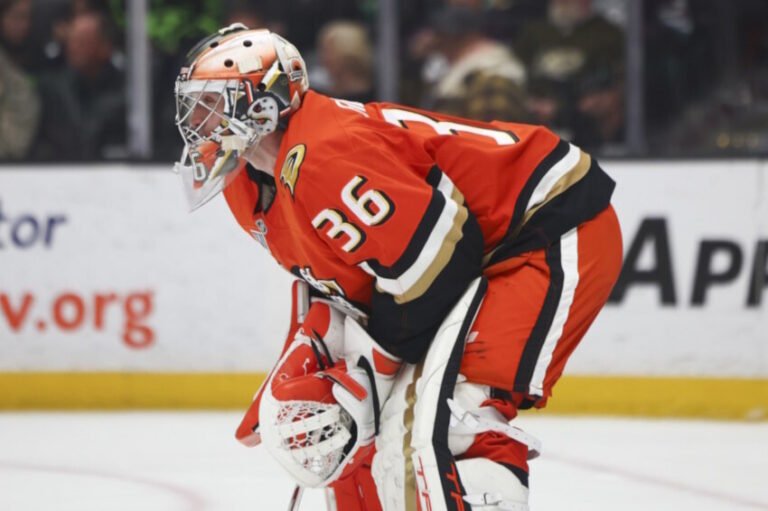 John Gibson Will Let Agent Handle Trade Talks John Gibson Will Let Agent Handle Trade Talks