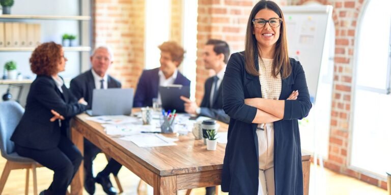 10 Effective Ways To Stand Out At Work 10 Effective Ways To Stand Out At Work