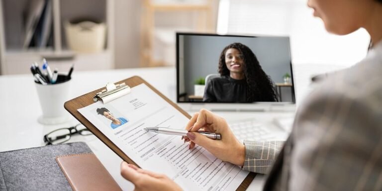 How To Market Yourself In A Job Search: The 7-Word Challenge