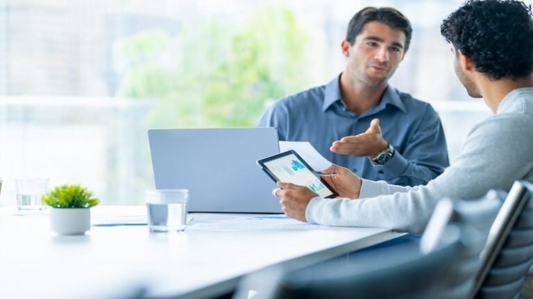 Implementing Successful Customer Training – eLearning Industry Implementing Successful Customer Training – eLearning Industry