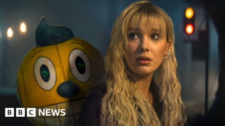 Savage reviews but Netflix’s 0m blockbuster is a hit Savage reviews but Netflix’s 0m blockbuster is a hit