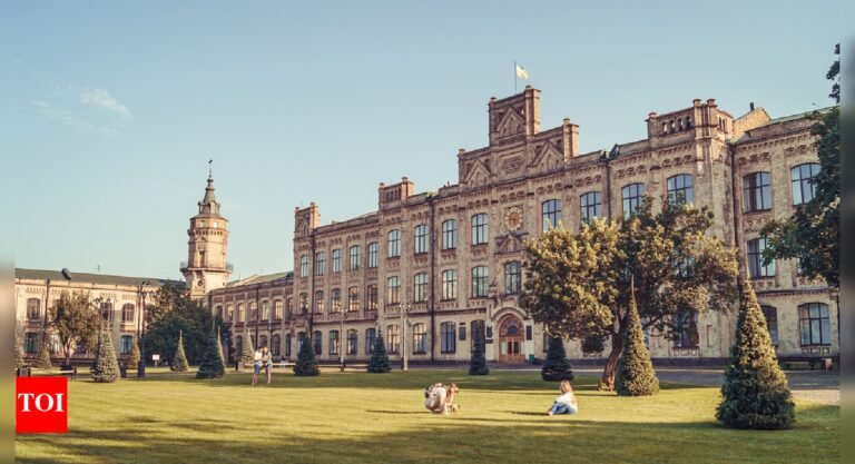 DHS warns Harvard: Comply with visa demands or lose foreign student privileges