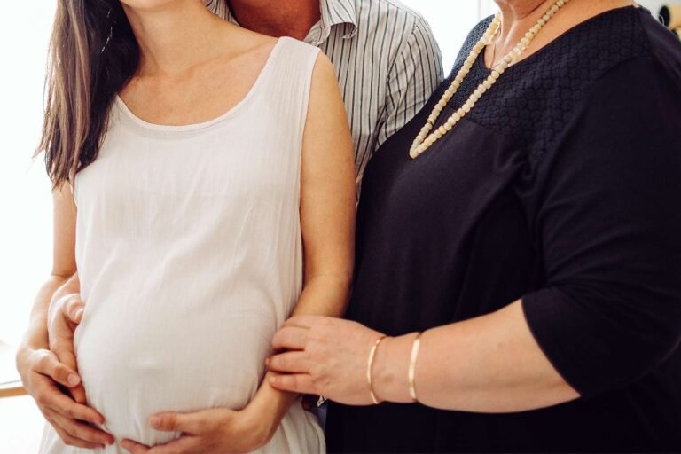 Mother-in-Law Asks “Who Wears the Pants” After Wife Breaks Tradition