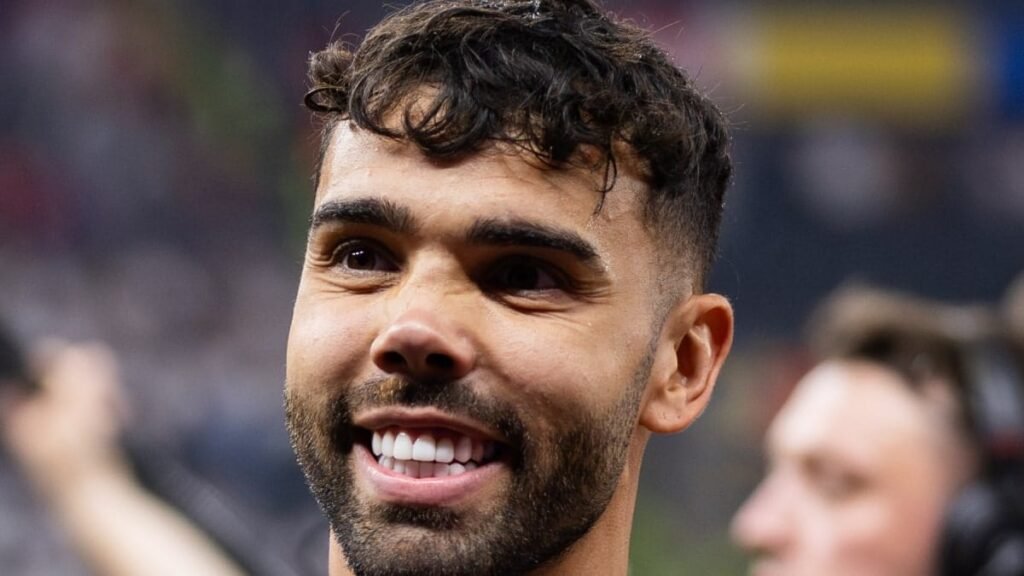 Raya warns Arsenal not to underestimate PSG despite league stage win Raya warns Arsenal not to underestimate PSG despite league stage win