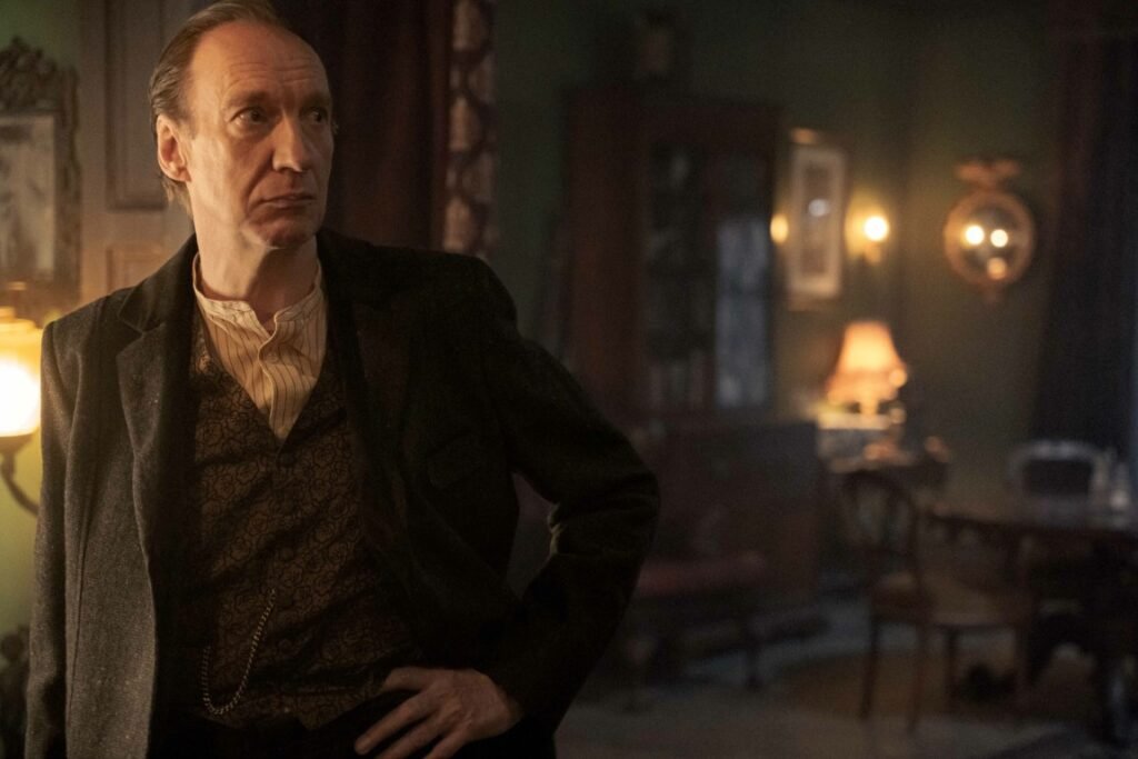 The CW’s “Sherlock & Daughter” Appears to be Made for No One The CW’s “Sherlock & Daughter” Appears to be Made for No One