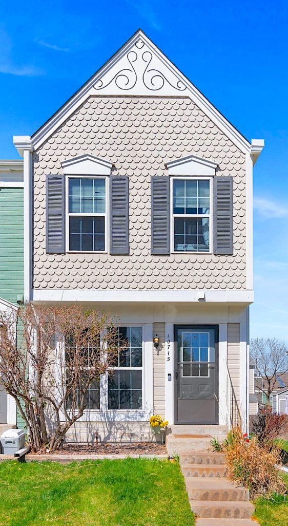 10715 Foxwood Court in Parker – 10715 Foxwood Court in Parker –