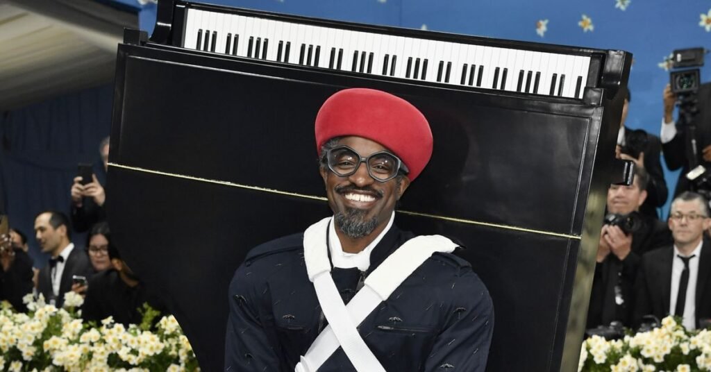 Andre 3000 wore a piano to the Met Gala and dropped a matching album Andre 3000 wore a piano to the Met Gala and dropped a matching album