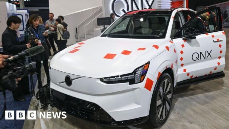 Chinese-owned Volvo Cars to cut 3,000 white collar jobs