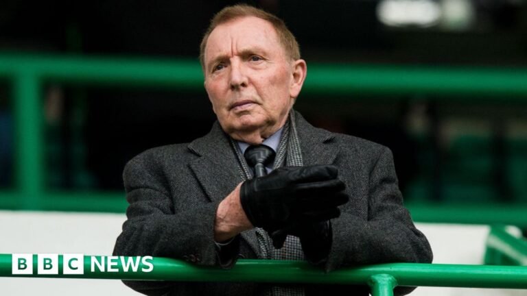 Kwik Fit founder Sir Tom Farmer dies aged 84 Kwik Fit founder Sir Tom Farmer dies aged 84