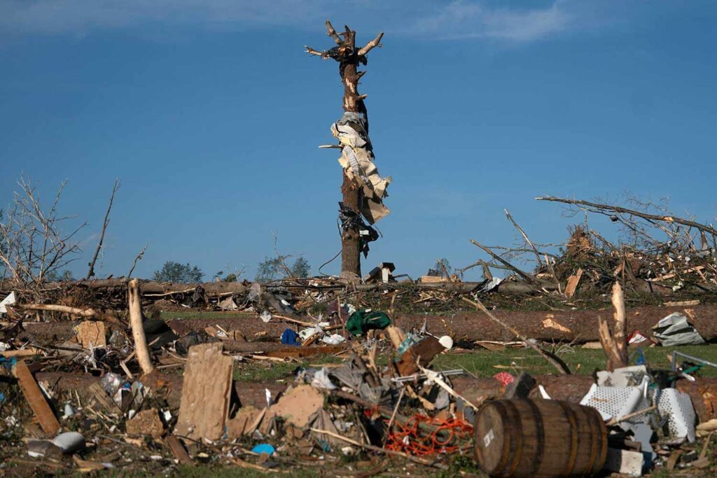 Tornado Victims Took Shelter in Bathtubs. When They Emerged, Everything Was Gone