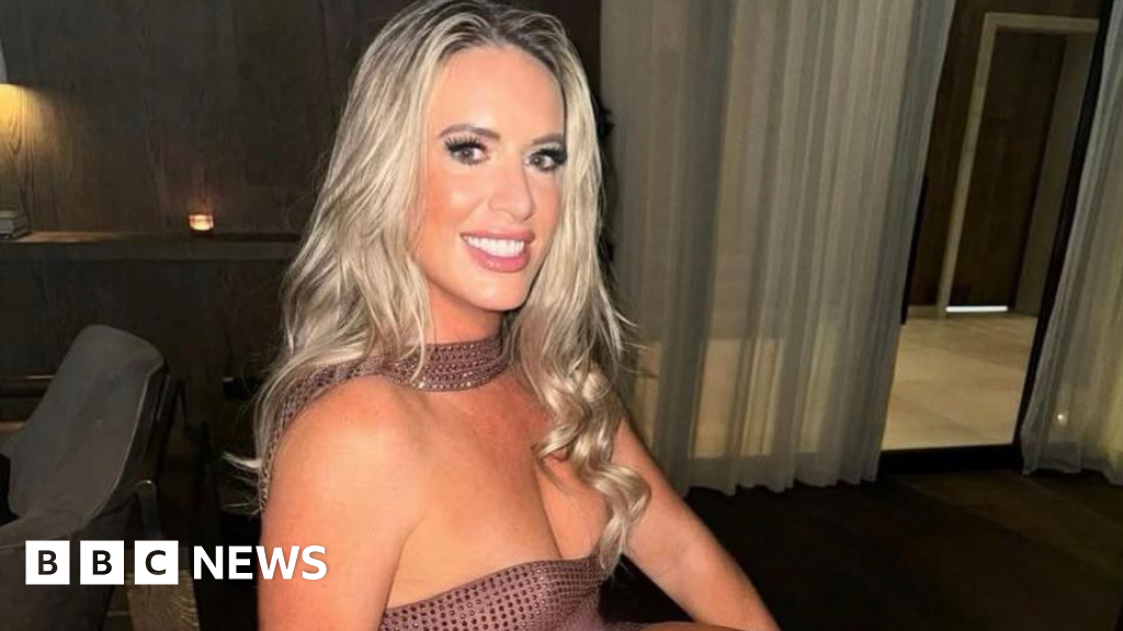 Asos customers banned over returns say it is ‘slap in the face’ Asos customers banned over returns say it is ‘slap in the face’