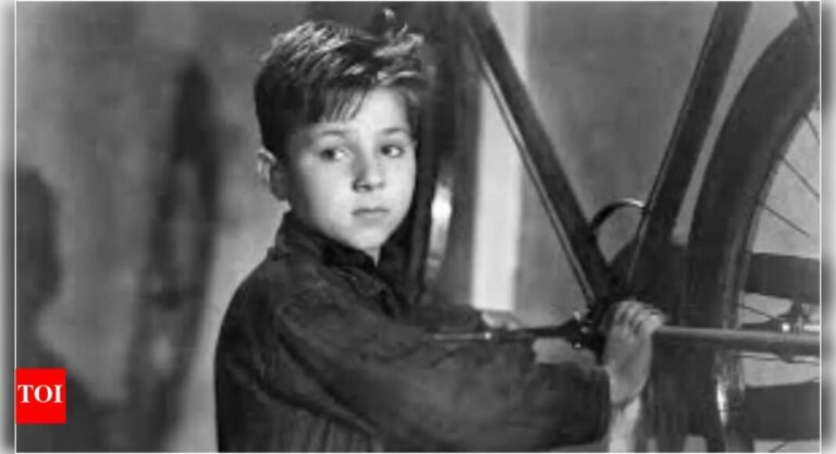 Enzo Staiola: Beloved child star of the classic ‘Bicycle Thieves’, passes away at 85 | English Movie News Enzo Staiola: Beloved child star of the classic ‘Bicycle Thieves’, passes away at 85 | English Movie News