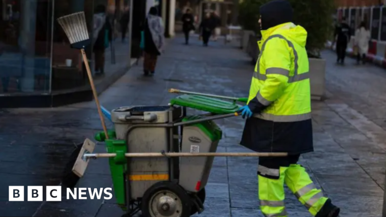 Council pauses bid for living wage recognition Council pauses bid for living wage recognition
