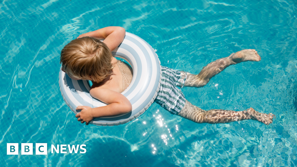 Free summer swimming lessons for 6,000 Wiltshire children Free summer swimming lessons for 6,000 Wiltshire children