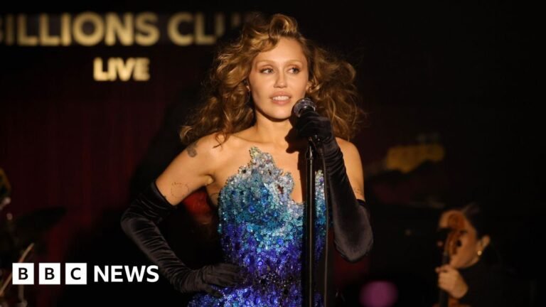 Miley Cyrus says she has ‘no desire’ to tour