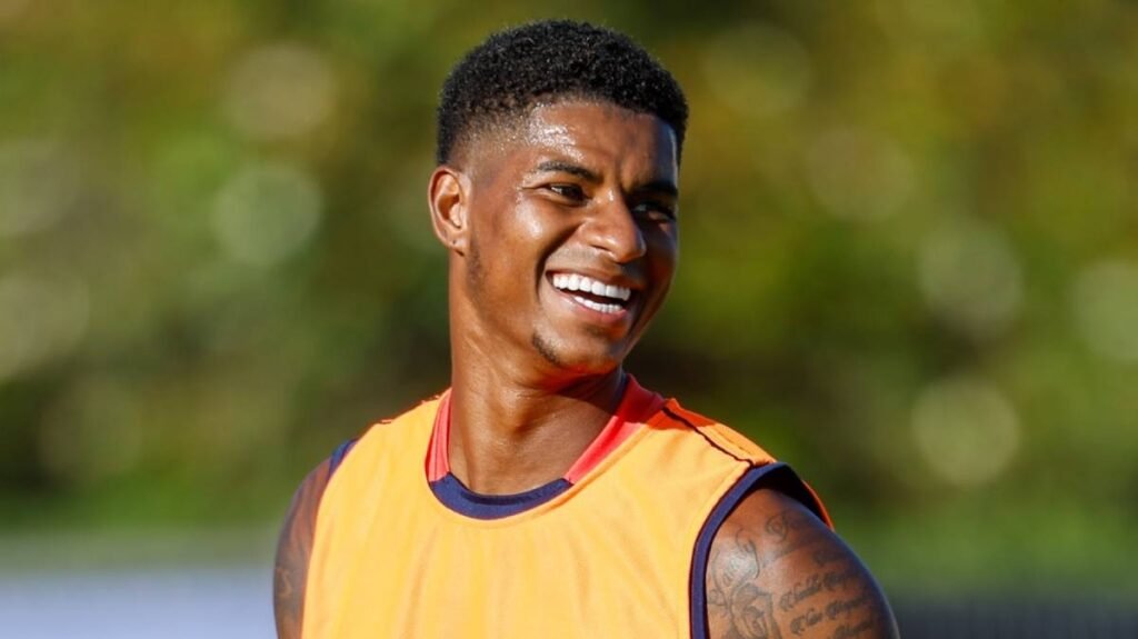 Rashford completes Barcelona medical – but LaLiga giants unable to register Manchester United forward Rashford completes Barcelona medical – but LaLiga giants unable to register Manchester United forward