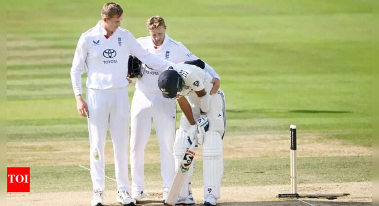 ‘You don’t need 22 robots’: Nasser Hussain defends fired-up Mohammed Siraj, sees shades of 2005 Ashes in India vs England series | Cricket News ‘You don’t need 22 robots’: Nasser Hussain defends fired-up Mohammed Siraj, sees shades of 2005 Ashes in India vs England series | Cricket News