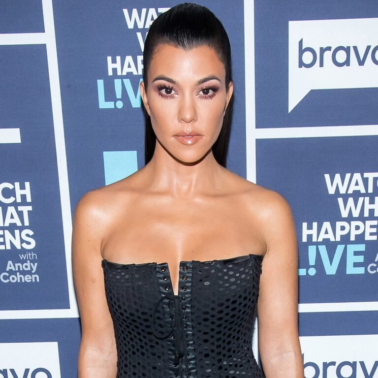 Kourtney Kardashian Shuts Down Pregnancy Rumors