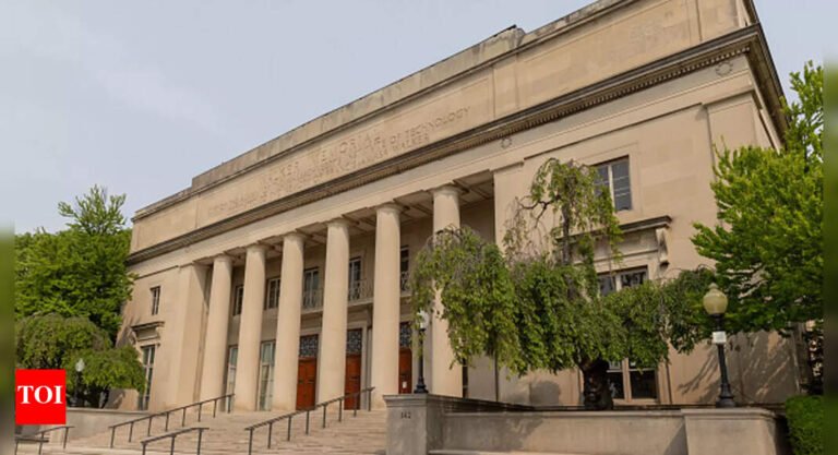 MIT’s Master’s in Economics: How much it costs and what financial aid you can get MIT’s Master’s in Economics: How much it costs and what financial aid you can get