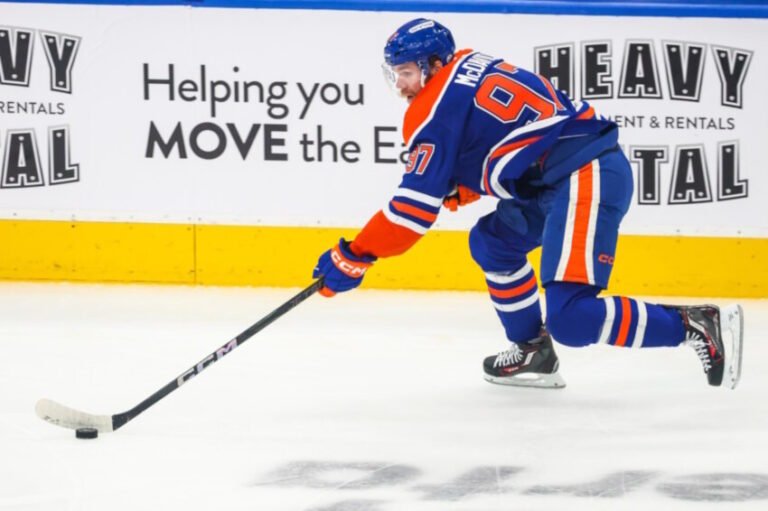 NHL Rumors: Will Connor McDavid Go Short-Term or Long-Term?
