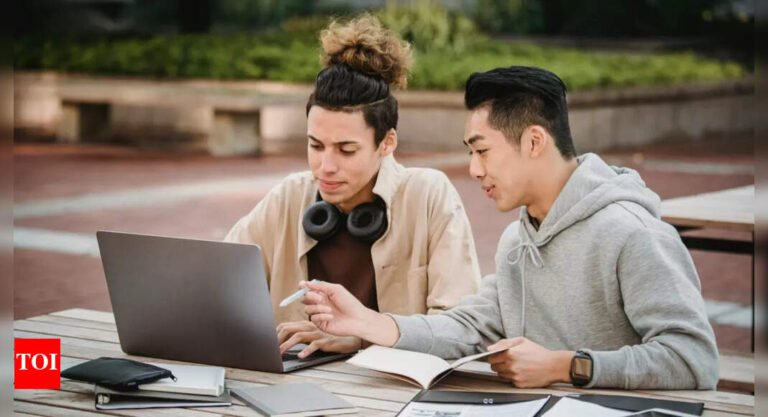 Digital campus trend: Are virtual study groups the new fraternities? Digital campus trend: Are virtual study groups the new fraternities?