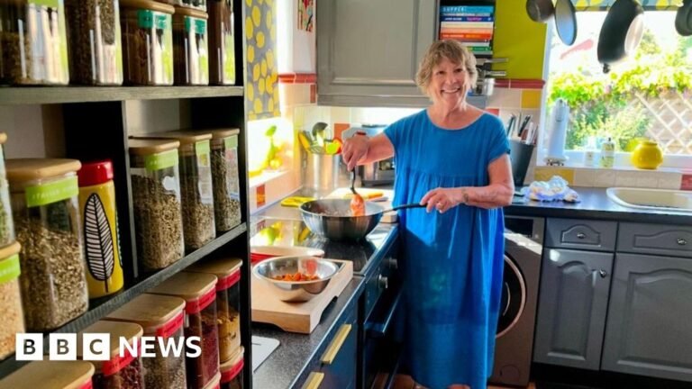 Positive Community Action celebrates 8,000 meals in Wiltshire Positive Community Action celebrates 8,000 meals in Wiltshire