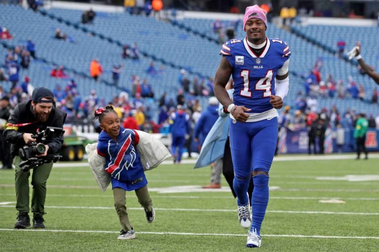 All About Stefon Diggs’ 3 Kids (Including His Newborn Son with Cardi B!) All About Stefon Diggs’ 3 Kids (Including His Newborn Son with Cardi B!)
