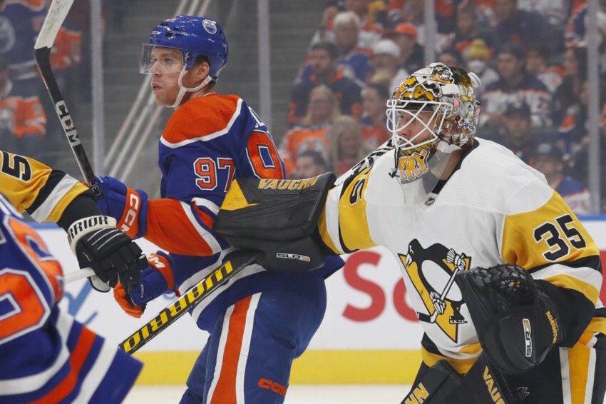 NHL Rumors: Tristan Jarry Is Available, but the Edmonton Oilers Would Have Injury Concerns NHL Rumors: Tristan Jarry Is Available, but the Edmonton Oilers Would Have Injury Concerns