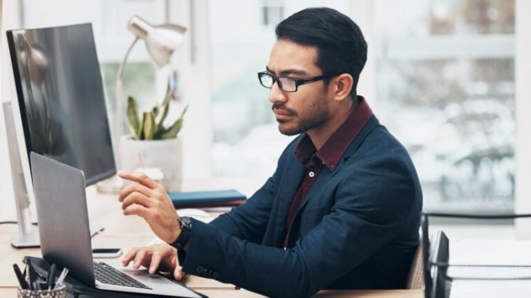 Hourly Payroll Software: Features And Benefits Hourly Payroll Software: Features And Benefits