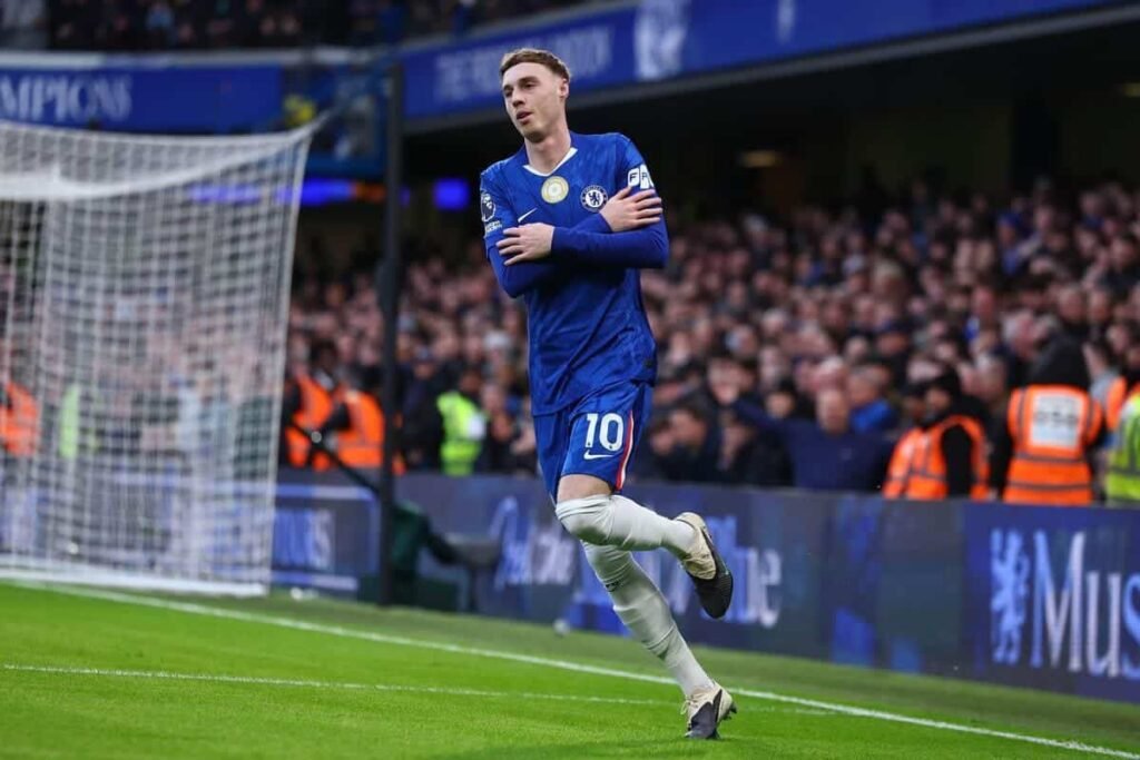 Rosenior says Palmer to Man Utd links ‘unrealistic’