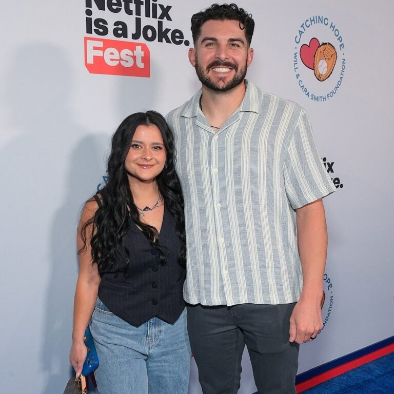 Alex Vesia on Baby Girl’s Death With Wife Kayla Vesia, Return to Dodgers Alex Vesia on Baby Girl’s Death With Wife Kayla Vesia, Return to Dodgers