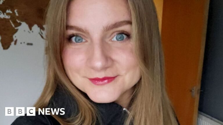 Dual nationals face scramble for UK passports as new rules come into force