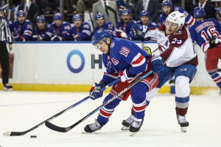 NHL Rumors: Does Artemi Panarin Make Sense for the Colorado Avalanche?