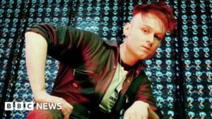 Singer and YouTuber who makes music with Furbys and Game Boys picked for UK at Eurovision