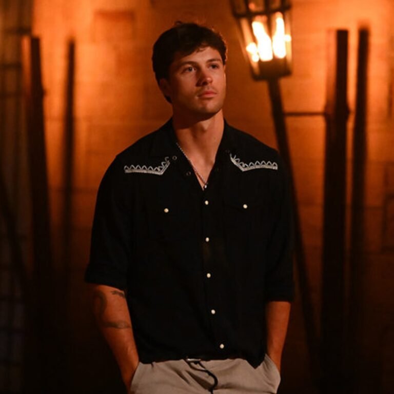 Traitors’ Rob Rausch on Relationship Status, New Girlfriend Traitors’ Rob Rausch on Relationship Status, New Girlfriend