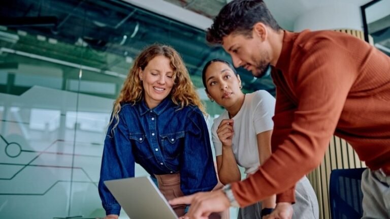 Cross Training Employees: Why It Matters, How To Implement It Cross Training Employees: Why It Matters, How To Implement It