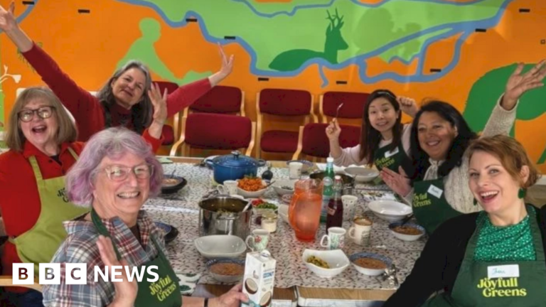 Godalming plant-based cookery classes bring people together Godalming plant-based cookery classes bring people together