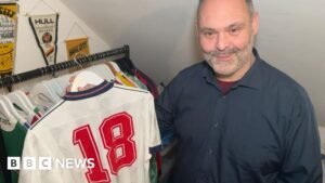 England shirt overpriced, says £40k kits collector