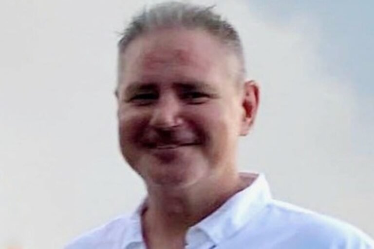 Father of Two, 44, Dies in His Sleep While on Family Vacation: 'I Lost the Love of My Life, My Best Friend,' Wife Says