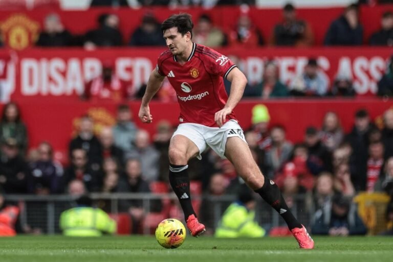 Harry Maguire signs new Manchester United contract
