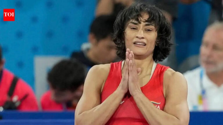 Vinesh Phogat alleges ‘deliberate attempt’ by WFI to block comeback after 20 months | More sports News