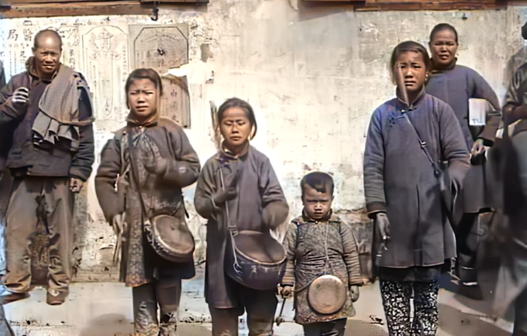 Revisit Daily Life in China in 1917 Through Footage Enhanced and Colorized by AI