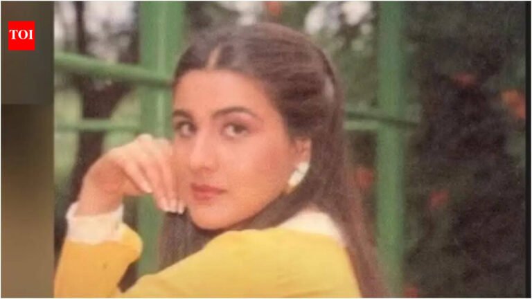 Sara Ali Khan: ‘Will always try to be like her’: Sara Ali Khan shares RARE throwback of Amrita Singh on Mother’s Day 2026 | Hindi Movie News