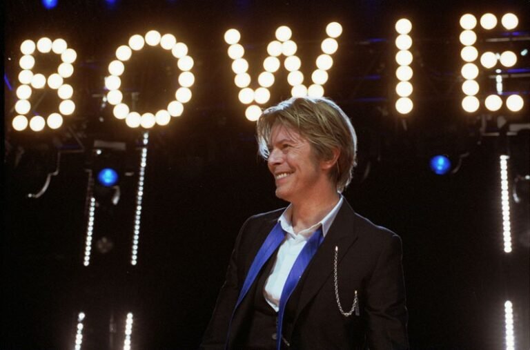 David Bowie Picks His 12 Favorite David Bowie Songs David Bowie Picks His 12 Favorite David Bowie Songs