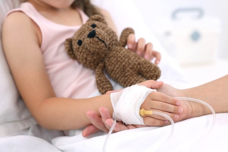 Girl, 3, Caught the Flu. Two Weeks Later, She Was Fighting for Her Life with Sepsis Girl, 3, Caught the Flu. Two Weeks Later, She Was Fighting for Her Life with Sepsis