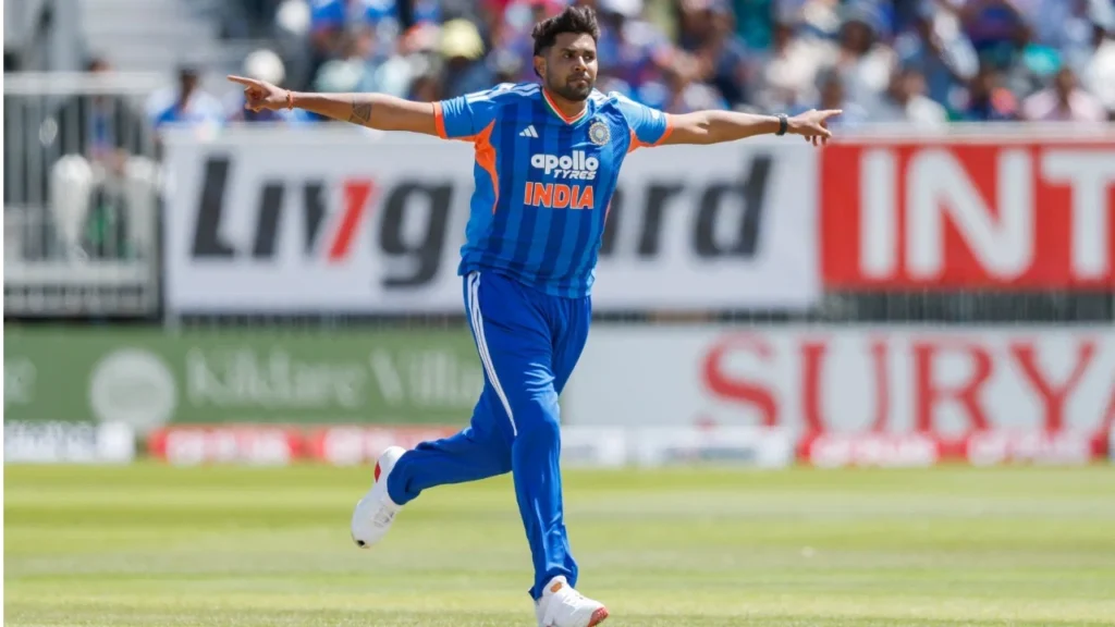 Harshit Rana exchanges fiery words with Ben Calitz in 2nd T20I