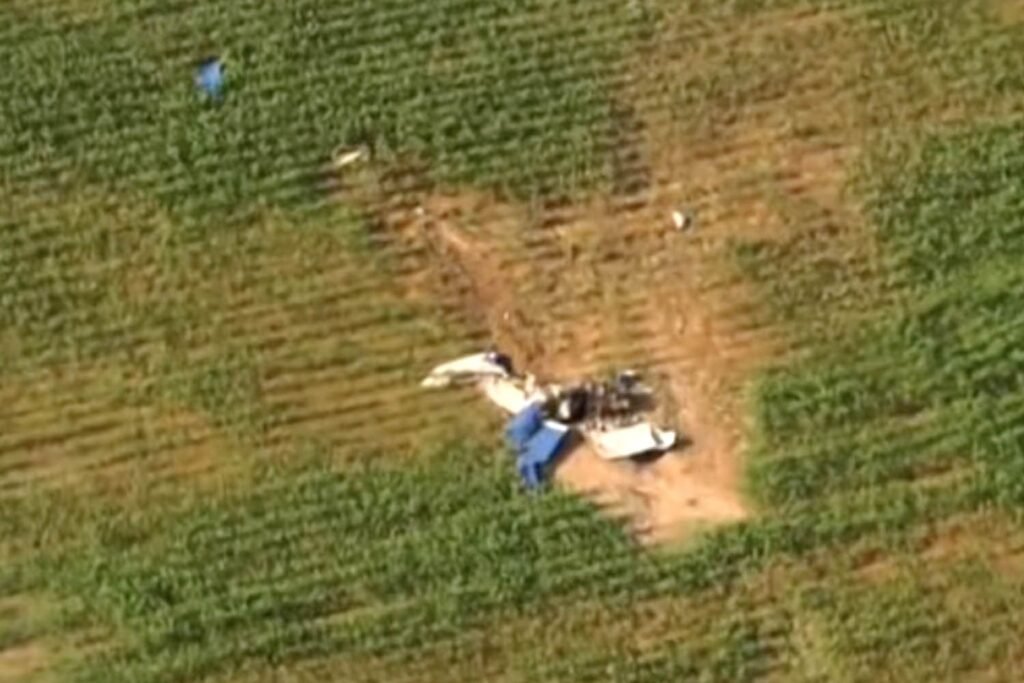 Identities Revealed of 2 Brothers Who Died After Small Plane Crashed into Tennessee Cornfield Miles from Their Home Identities Revealed of 2 Brothers Who Died After Small Plane Crashed into Tennessee Cornfield Miles from Their Home
