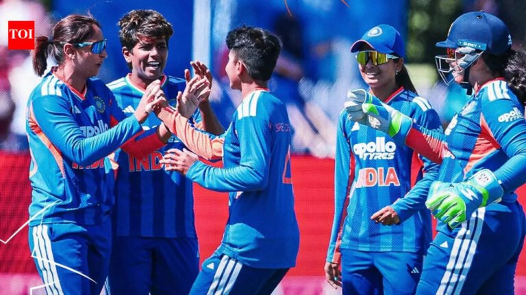 India Women vs England Women Live Score, 3rd T20I India Women vs England Women Live Score, 3rd T20I