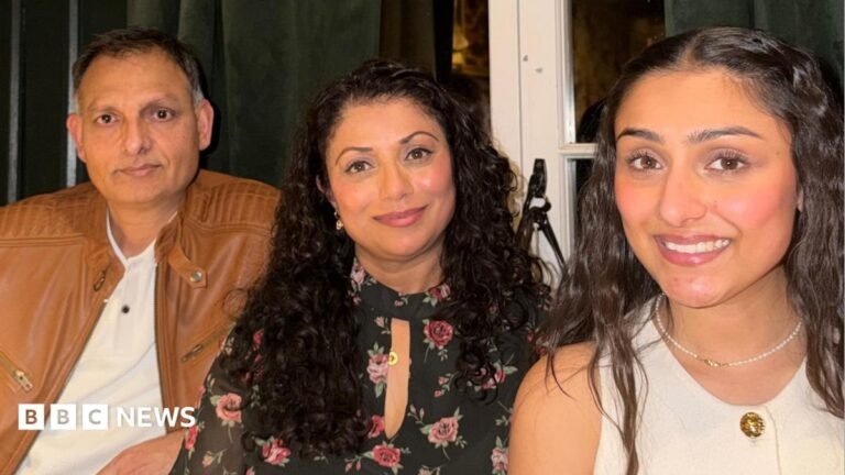 Living with parents again? How to make it work while saving to move out